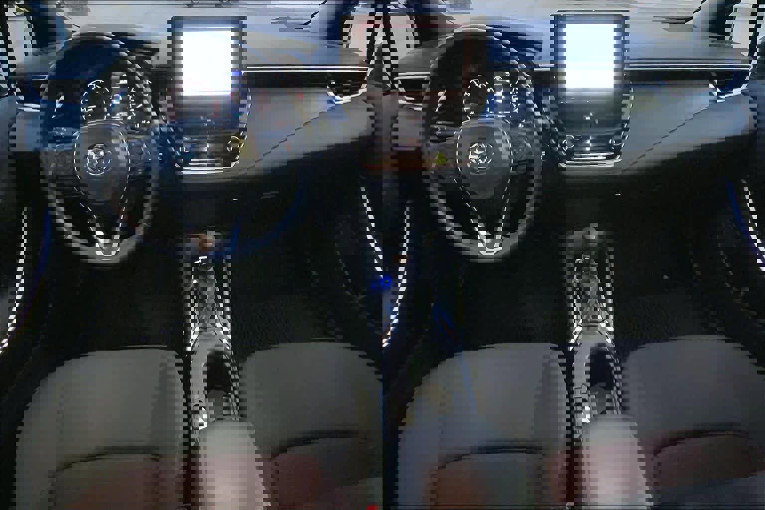 Used 2025 Toyota Corolla SE image 15