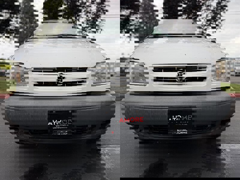 Used 1998 Toyota Sienna LE image 3