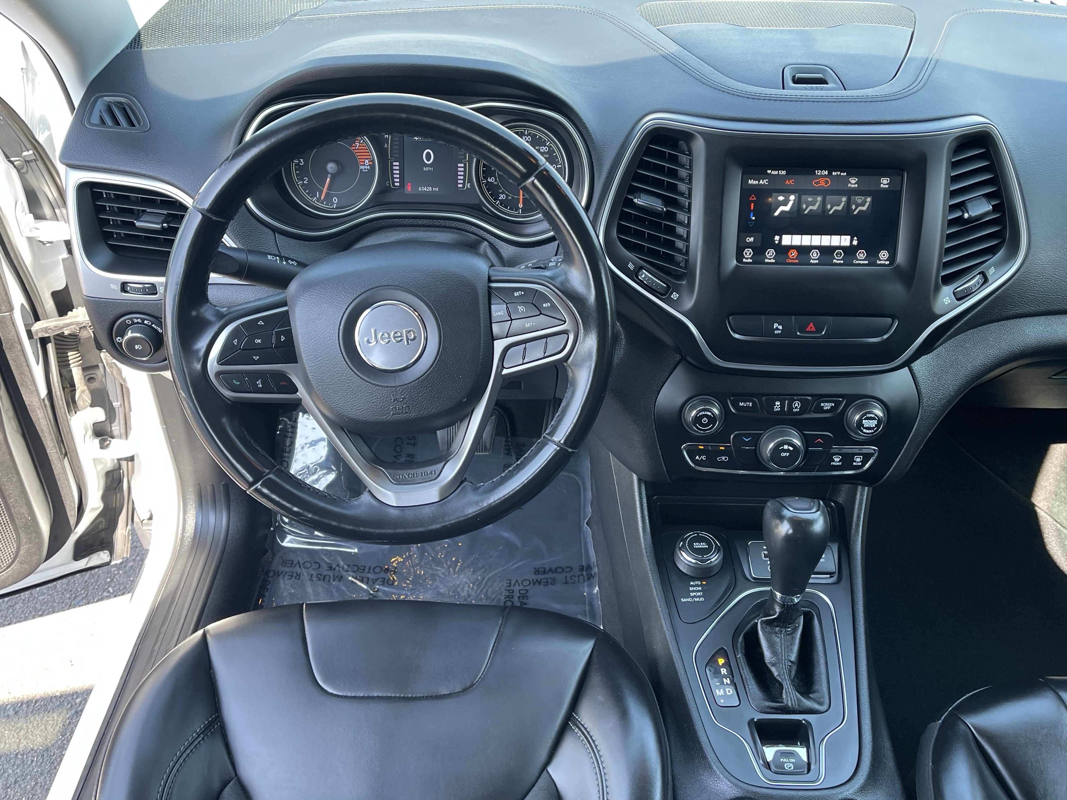 Used 2019 Jeep Cherokee Latitude Plus AWD/4WD image 12