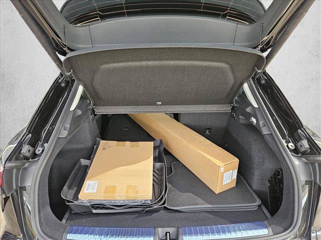 New 2026 Audi Q3 quattro 2.0T AWD/4WD image 23