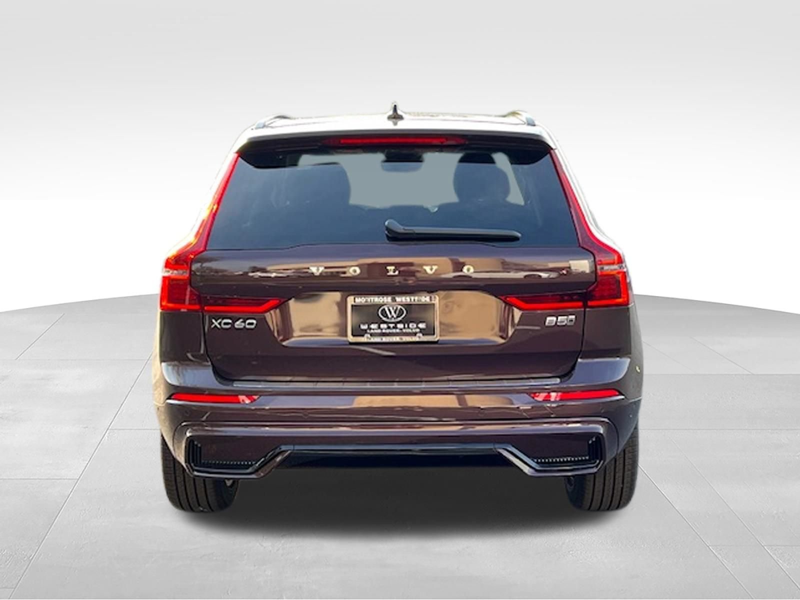 New 2026 Volvo XC60 B5 Plus w/ Protection Package Premier AWD/4WD image 4
