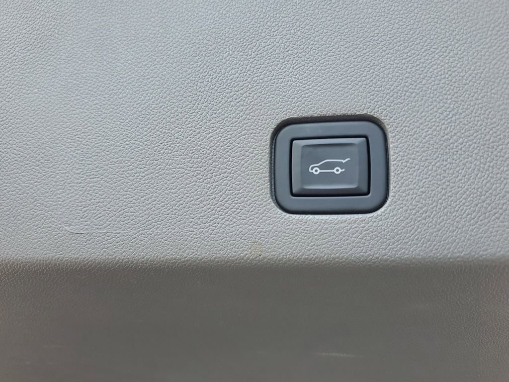 Certified 2024 Cadillac XT6 Premium Luxury w/ Technology Package image 27