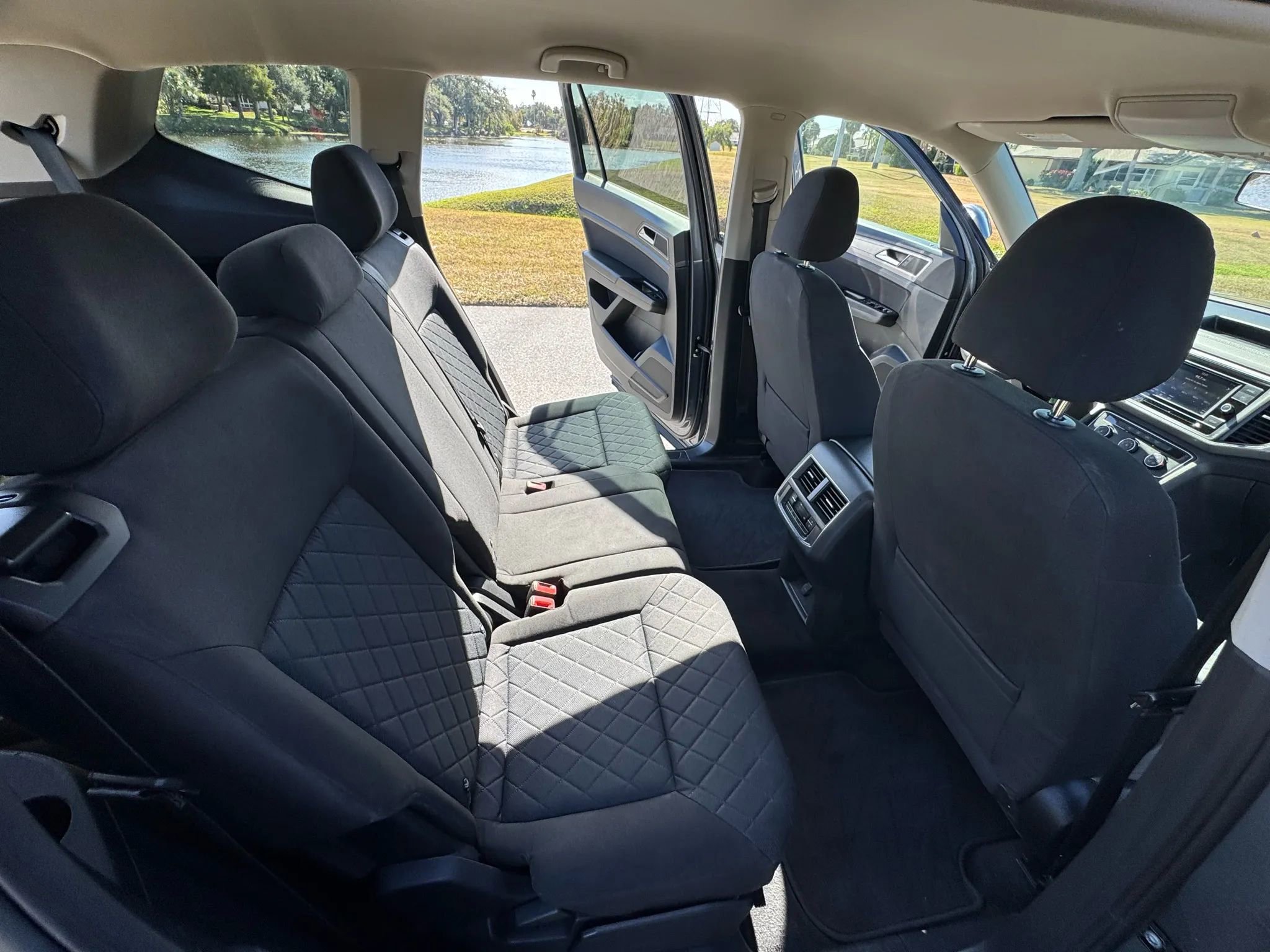 Used 2018 Volkswagen Atlas S image 15