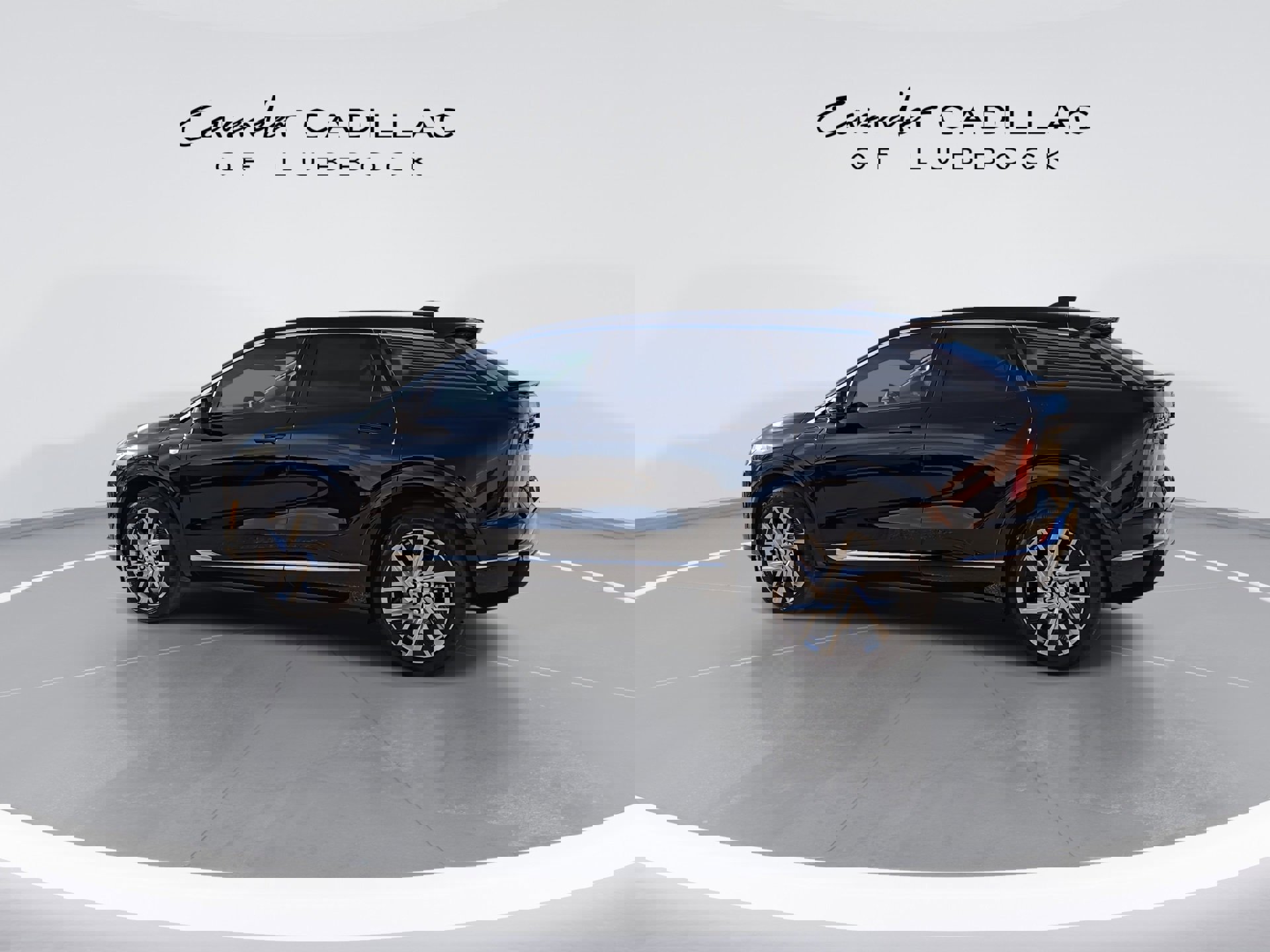 New 2026 Cadillac Optiq Luxury 2 image 6