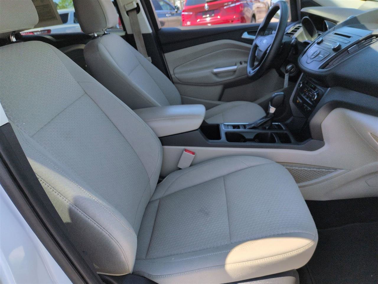 Used 2017 Ford Escape SE FWD image 32