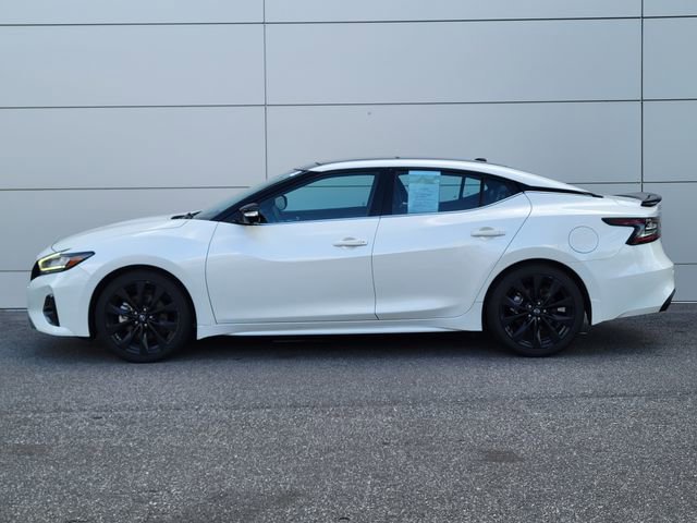 Used 2023 Nissan Maxima SR w/ Sport Mat Group FWD image 2