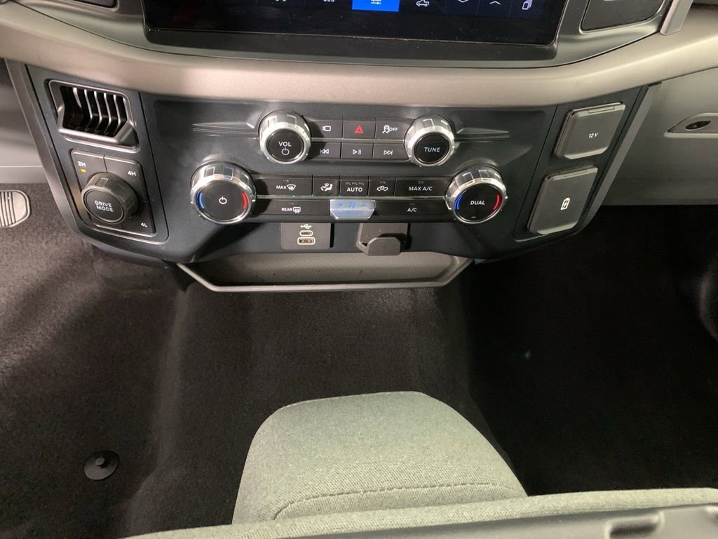 Used 2025 Ford F150 XLT w/ Equipment Group 301A Standard image 24