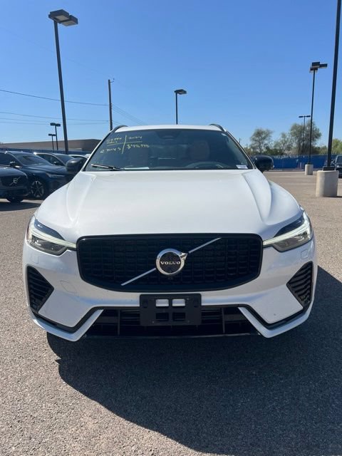 Used 2024 Volvo XC60 T8 Ultimate w/ Protection Package Premier AWD/4WD image 8