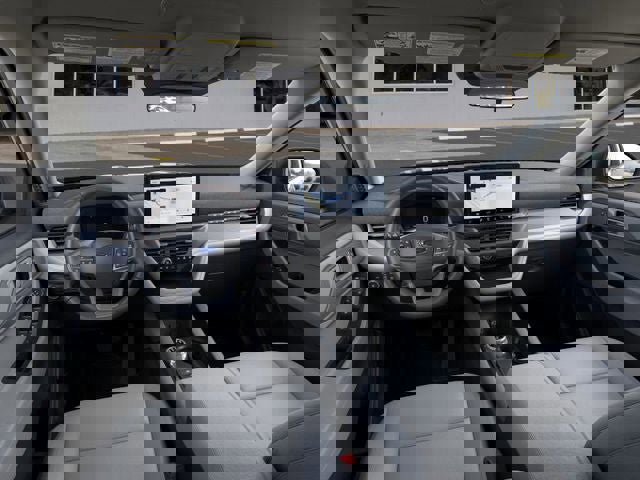 New 2026 Ford Explorer Active w/ Active Comfort Package image 9