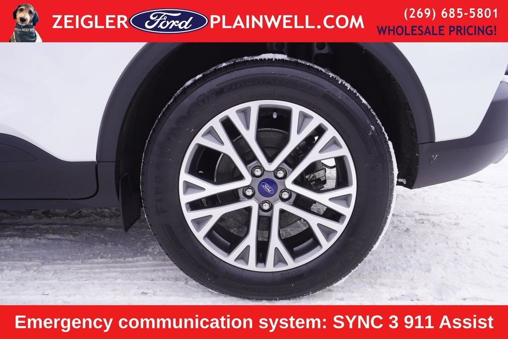 Used 2021 Ford Escape SEL image 9