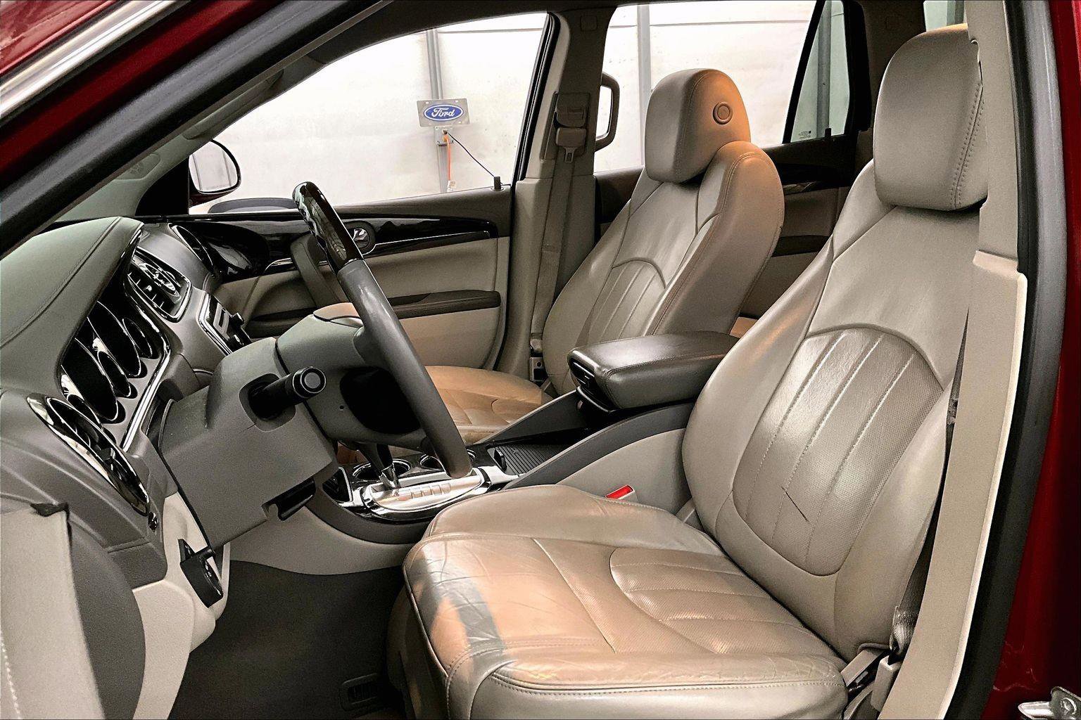 Used 2015 Buick Enclave Leather image 25