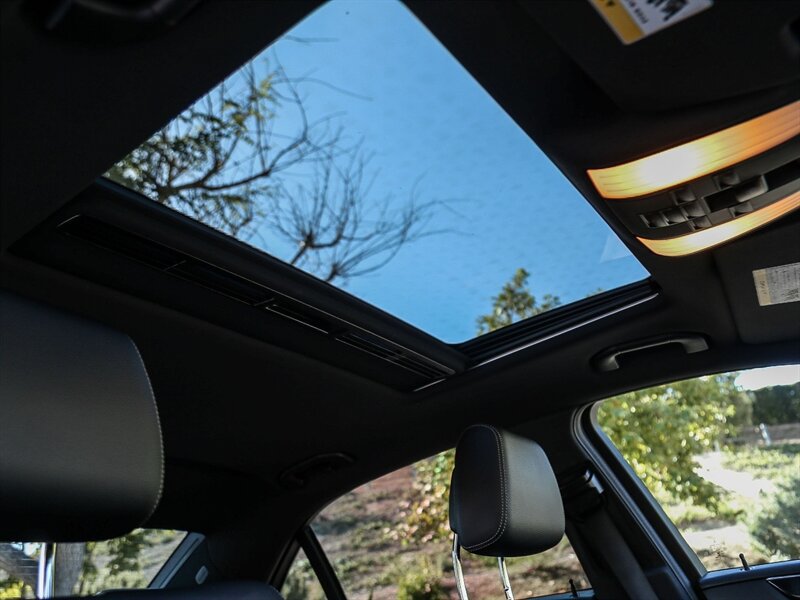 Used 2015 Mercedes-Benz E 350 Sedan image 19