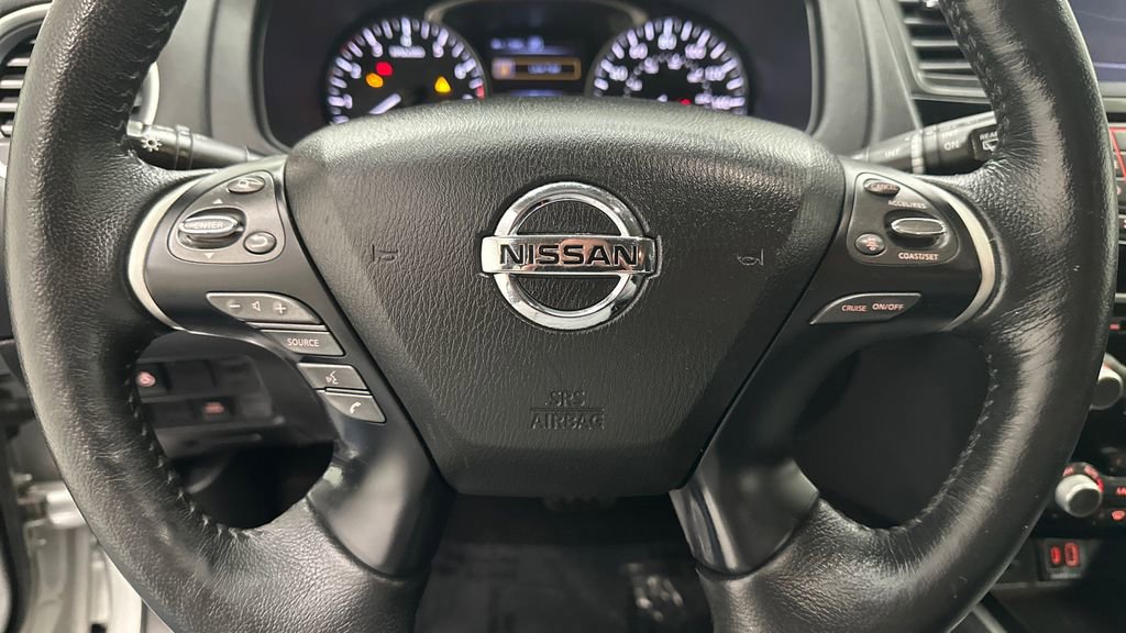Used 2019 Nissan Pathfinder SV w/ SV Tech Package AWD/4WD image 15