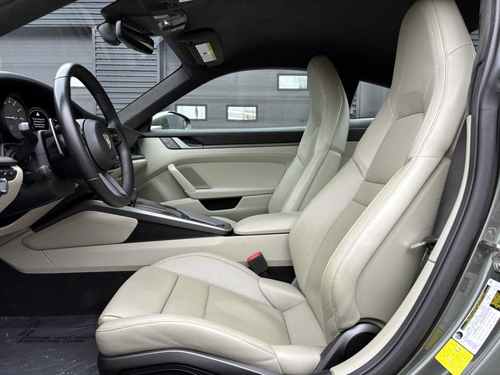 Certified 2022 Porsche 911 Carrera image 16