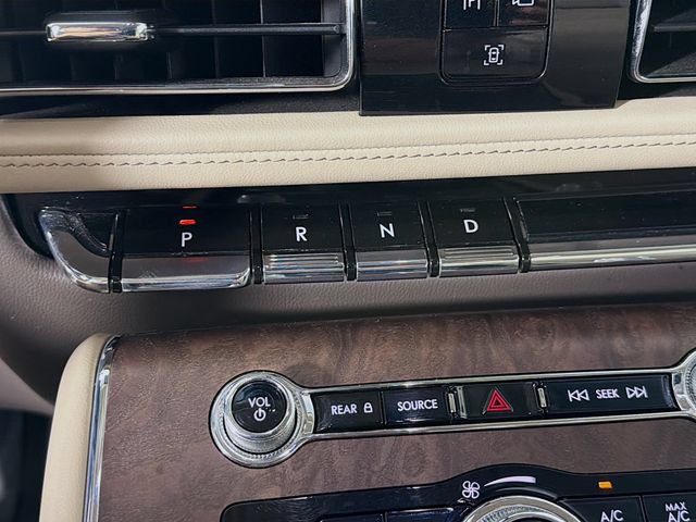 Used 2021 Lincoln Aviator Reserve w/ Equipment Group 202A AWD/4WD image 20
