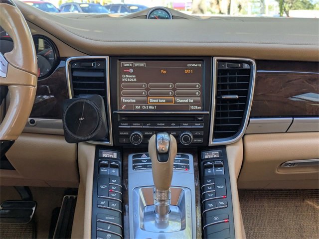 Used 2015 Porsche Panamera 4 image 17
