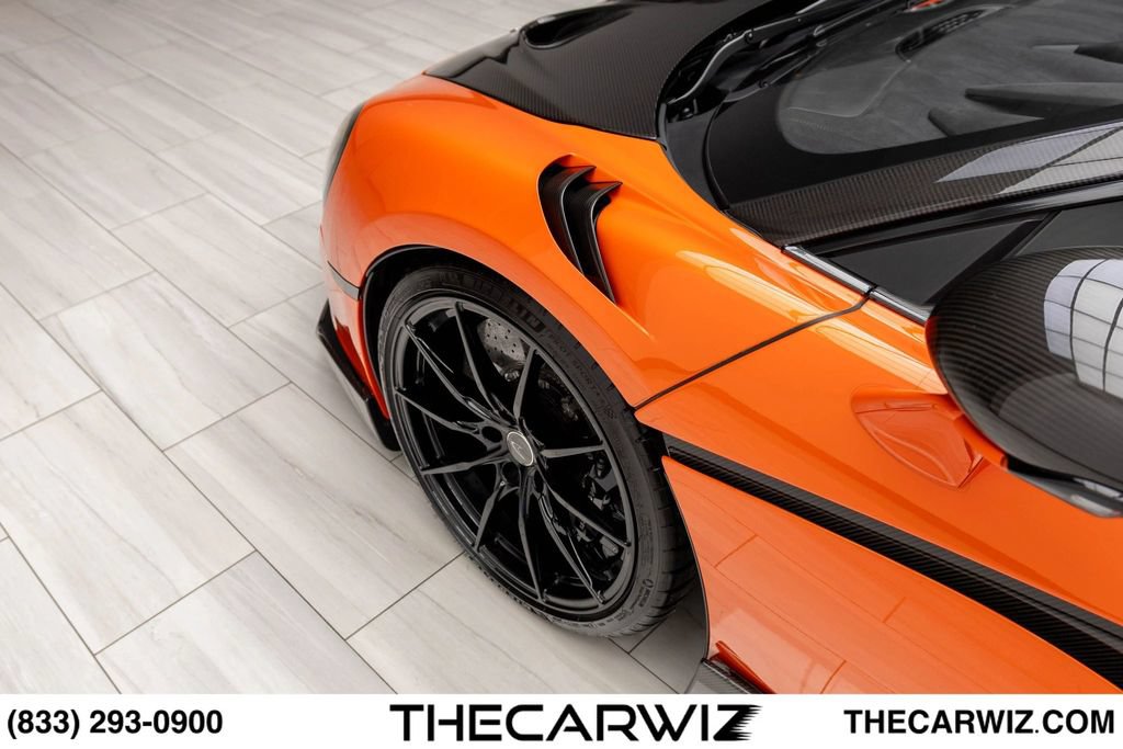 Used 2019 McLaren 600LT RWD image 15
