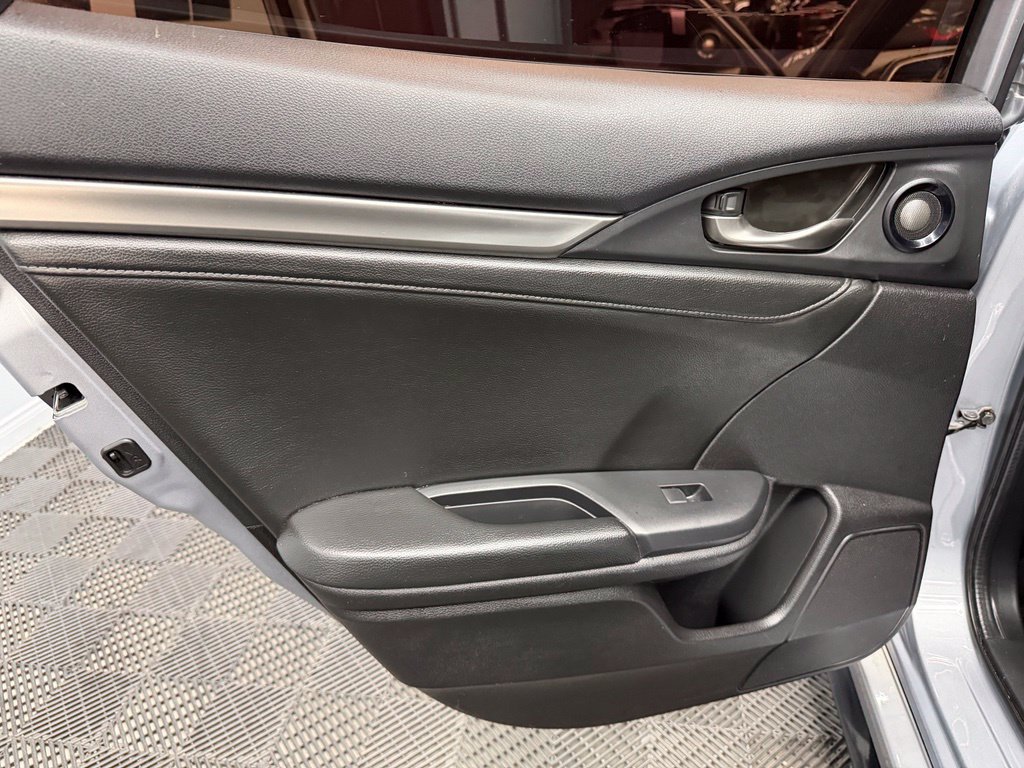 Used 2018 Honda Civic Sport Touring image 40