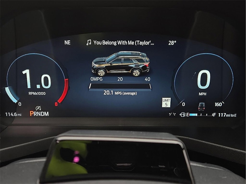 Used 2025 Ford Explorer ST image 18