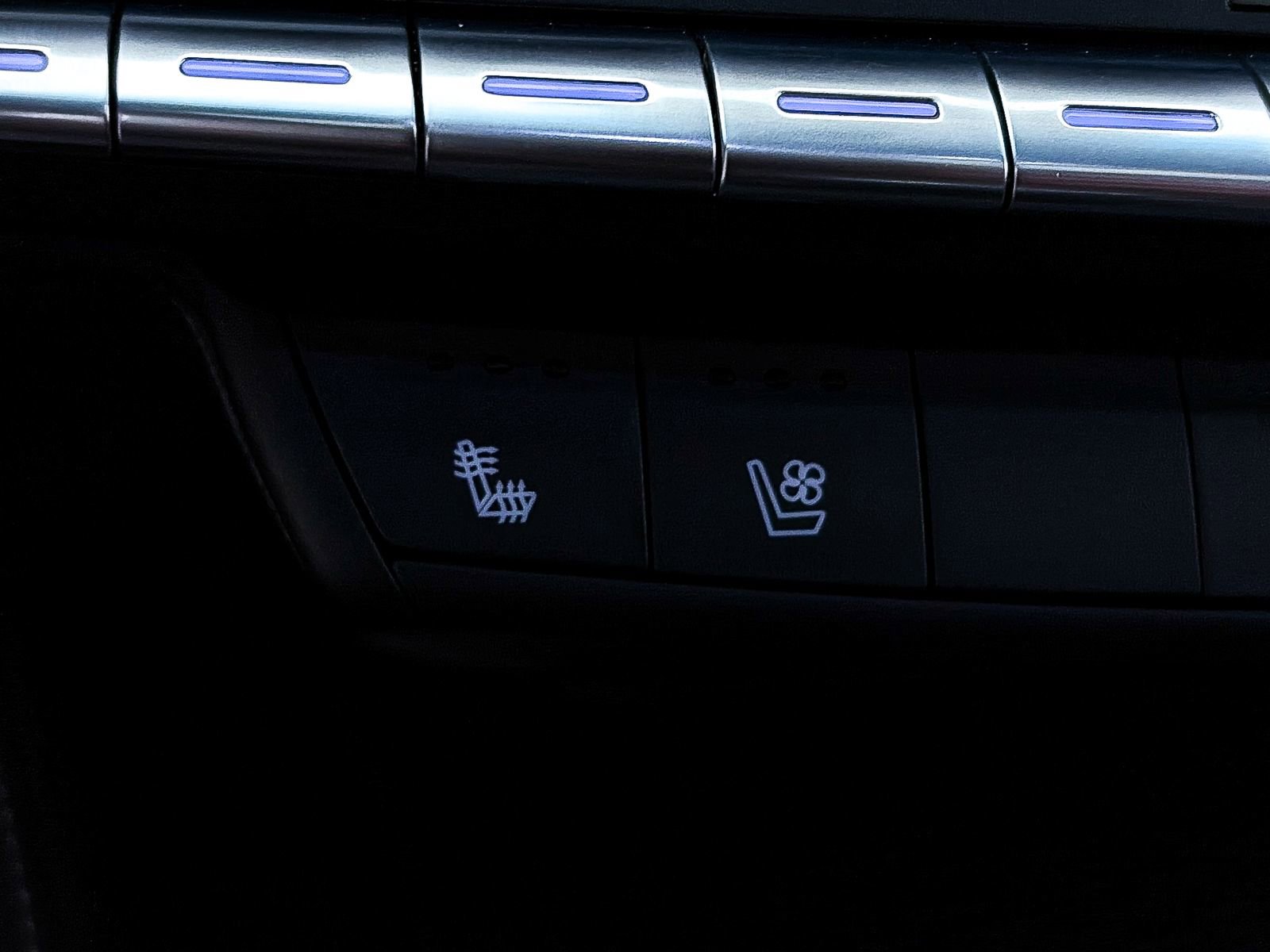 Used 2023 Cadillac CT4 V Blackwing w/ Driver Assist Package RWD image 30