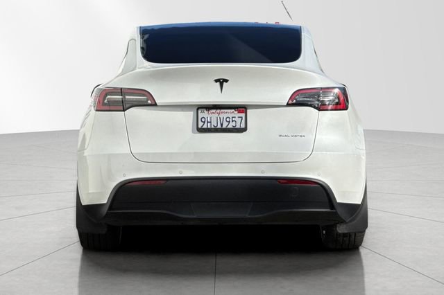 Used 2021 Tesla Model Y Long Range image 5