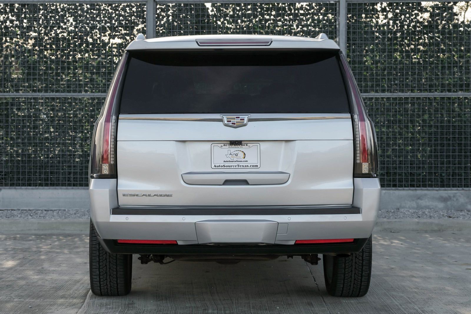 Used 2020 Cadillac Escalade ESV Luxury image 11