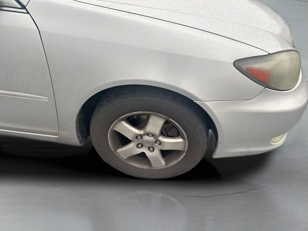 Used 2004 Toyota Camry SE image 12