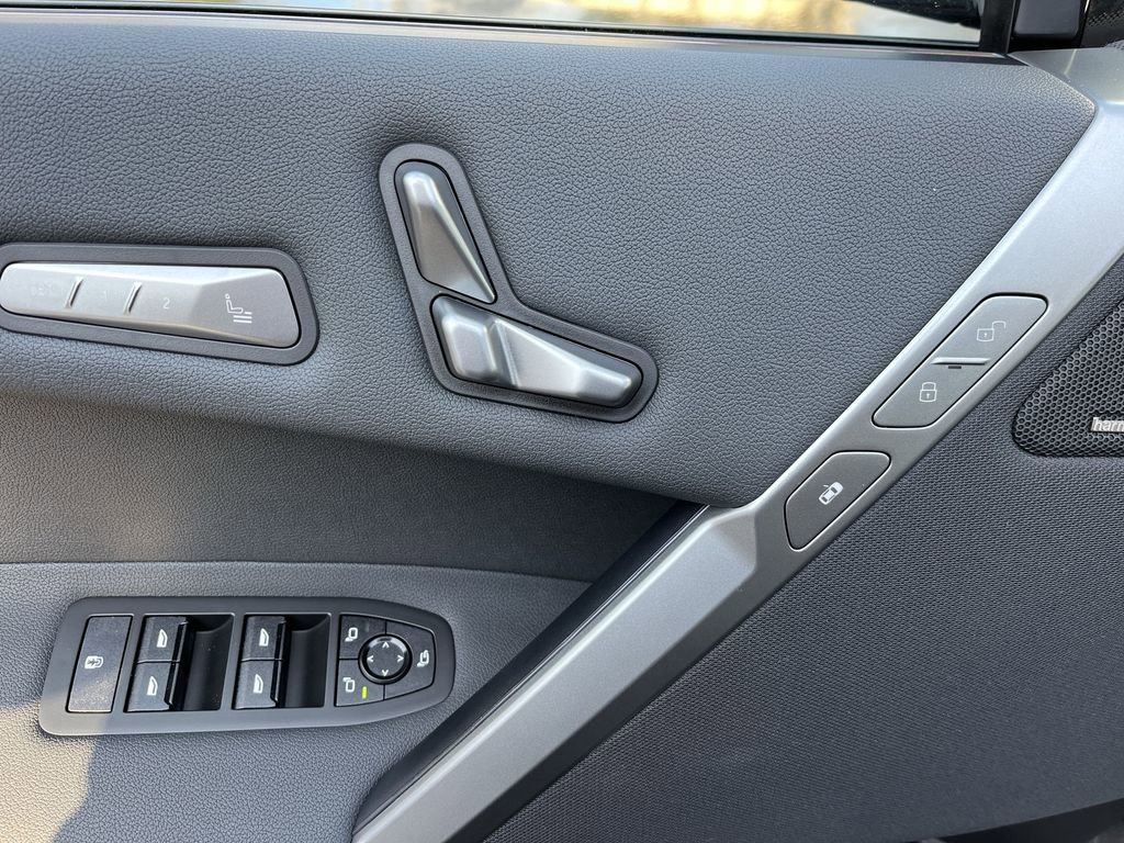 New 2026 BMW iX xDrive45 w/ M Sport Package image 13