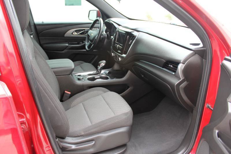Used 2023 Chevrolet Traverse LT FWD image 20