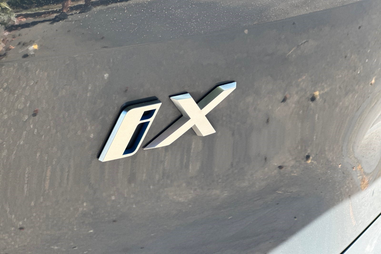 Used 2024 BMW iX xDrive50 w/ Sport Package AWD/4WD image 40
