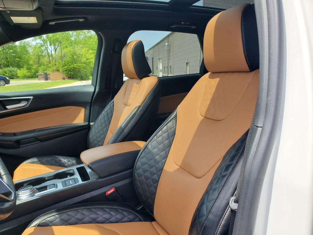 Certified 2023 Ford Edge Titanium w/ Equipment Group 301A AWD/4WD image 15