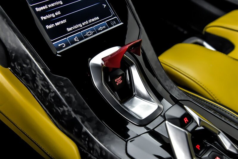 Used 2021 Lamborghini Huracan EVO RWD image 38