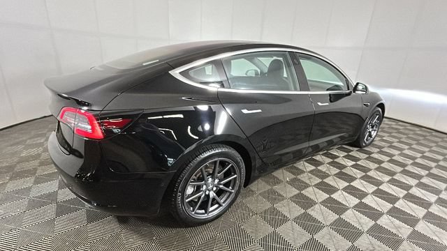 Used 2018 Tesla Model 3 Long Range RWD video 2