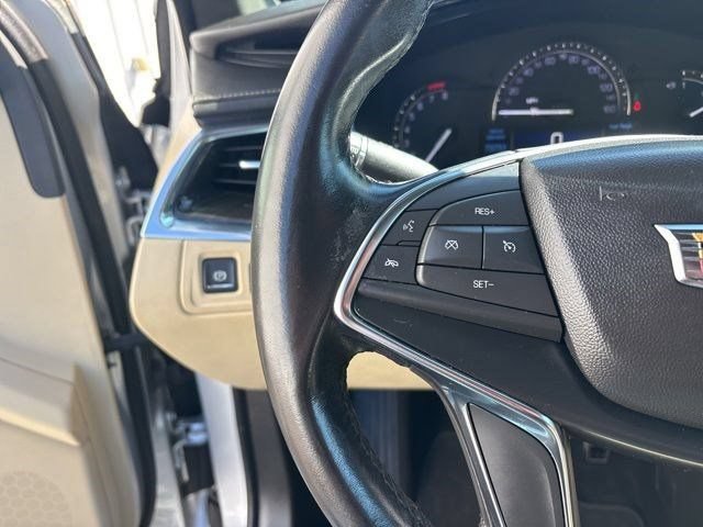 Used 2019 Cadillac XT5 FWD image 18