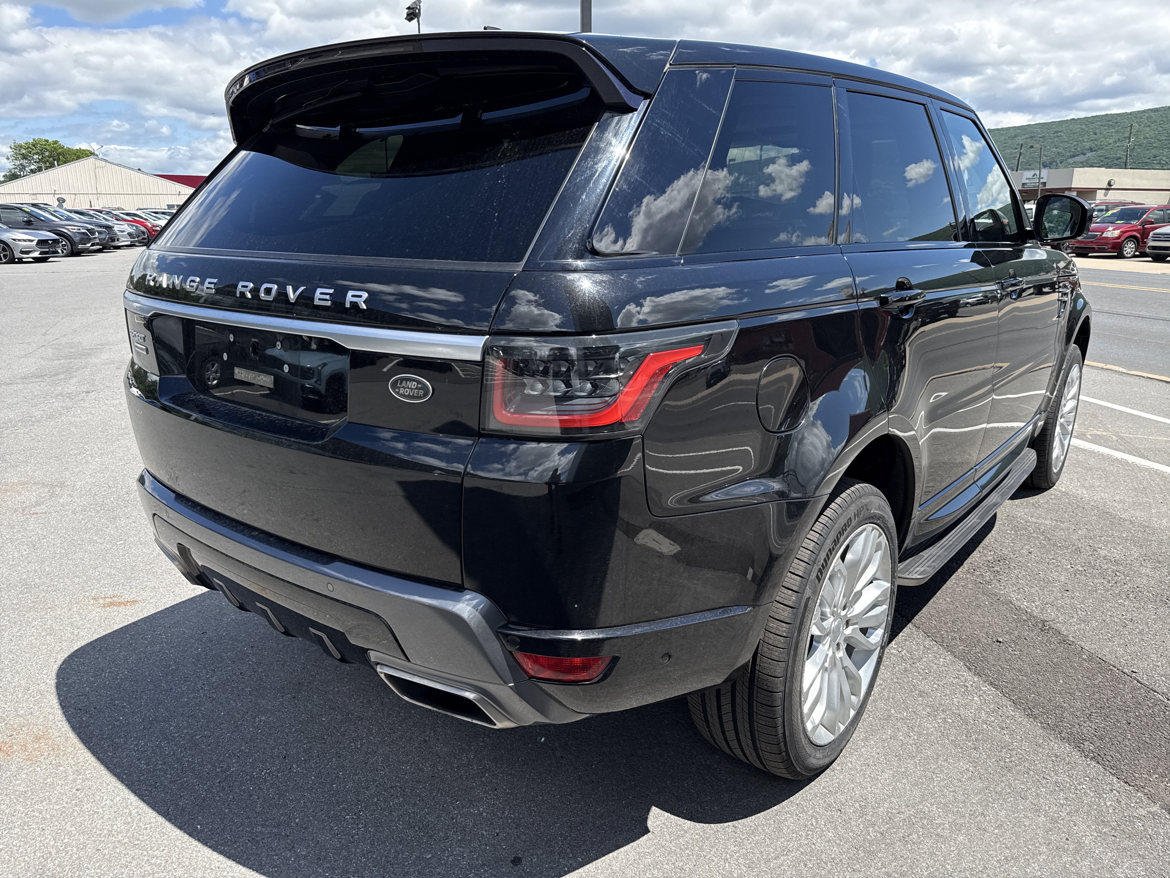 Used 2018 Land Rover Range Rover Sport Supercharged AWD/4WD image 3