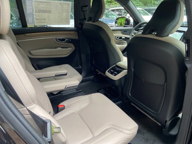 New 2026 Volvo XC90 B6 Ultra image 17