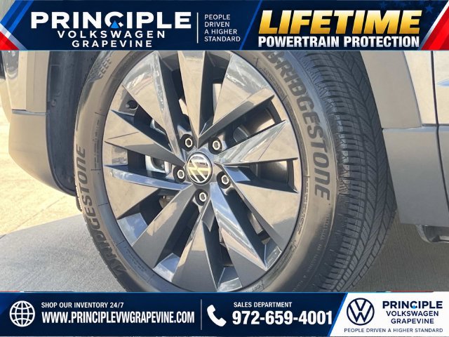 Used 2023 Volkswagen Taos S w/ Driver Assistance Package FWD image 6