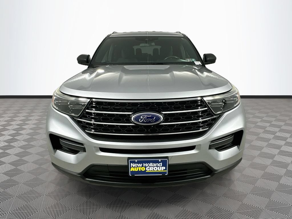 Certified 2020 Ford Explorer XLT AWD/4WD image 3