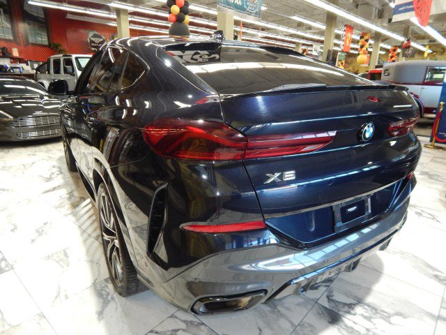 Used 2021 BMW X6 xDrive40i image 9