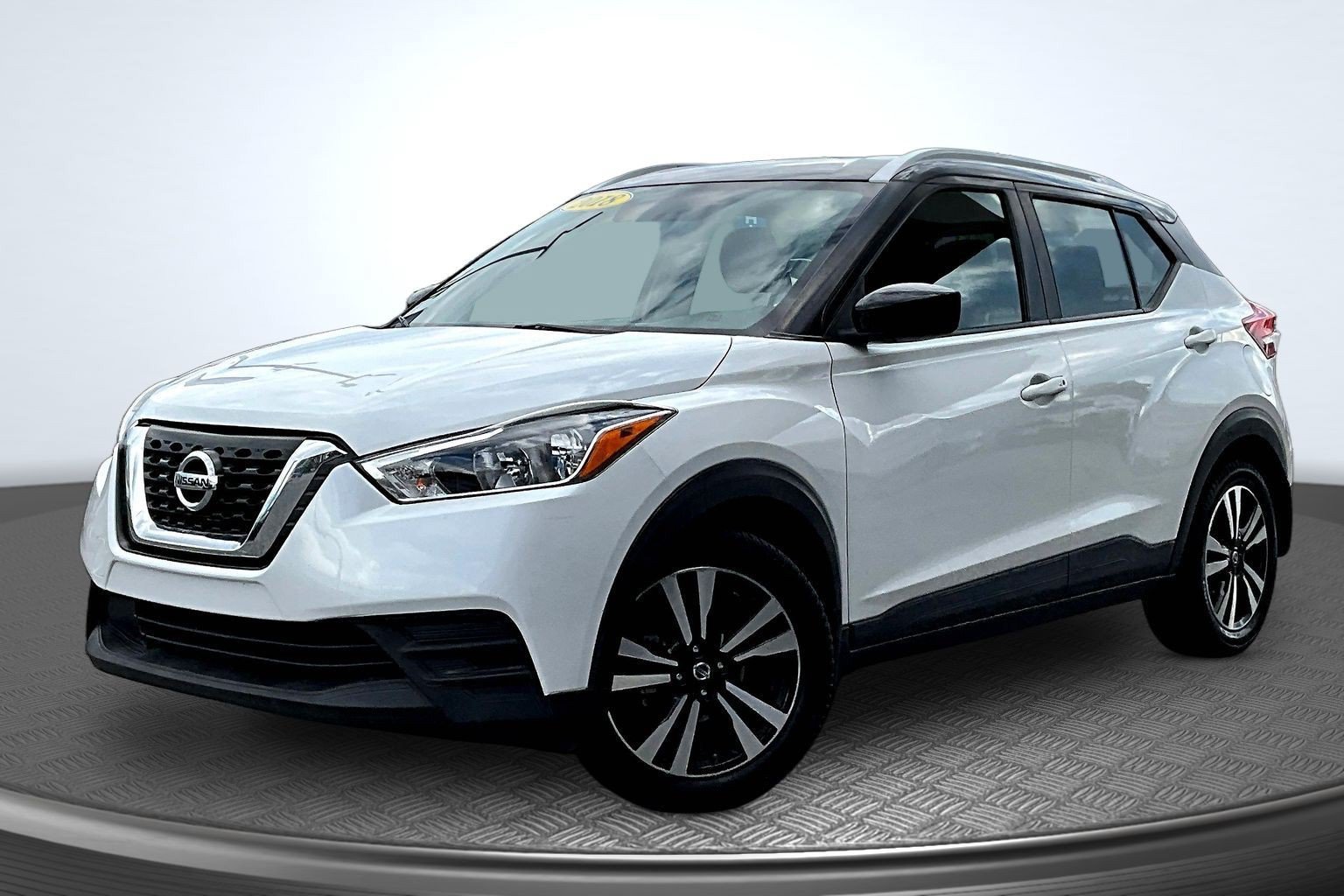 Used 2018 Nissan Kicks SV