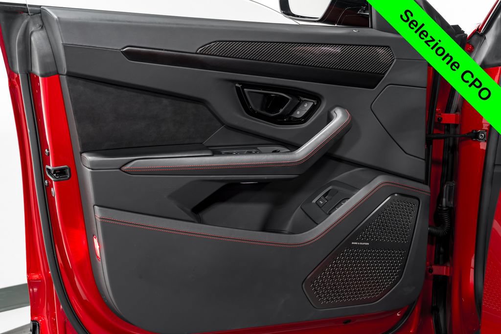 Used 2023 Lamborghini Urus S AWD/4WD image 9