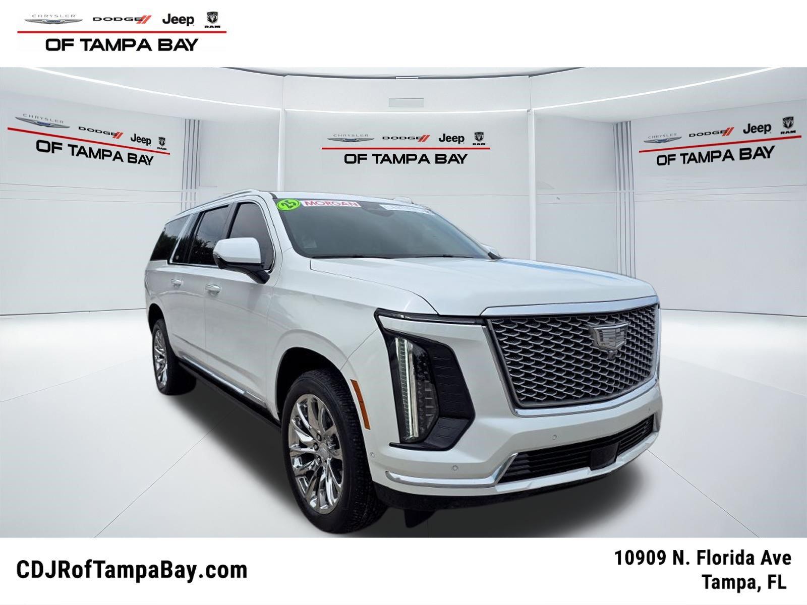 Used 2025 Cadillac Escalade ESV Premium Luxury w/ LPO, Radiant Package AWD/4WD image 1