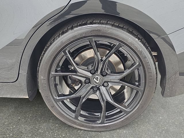 Used 2025 Lexus IS 500 RWD image 31