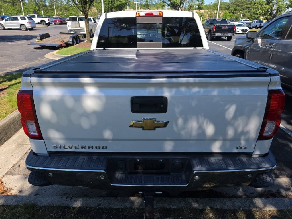 Used 2018 Chevrolet Silverado 1500 LTZ w/ Sport Package AWD/4WD image 5
