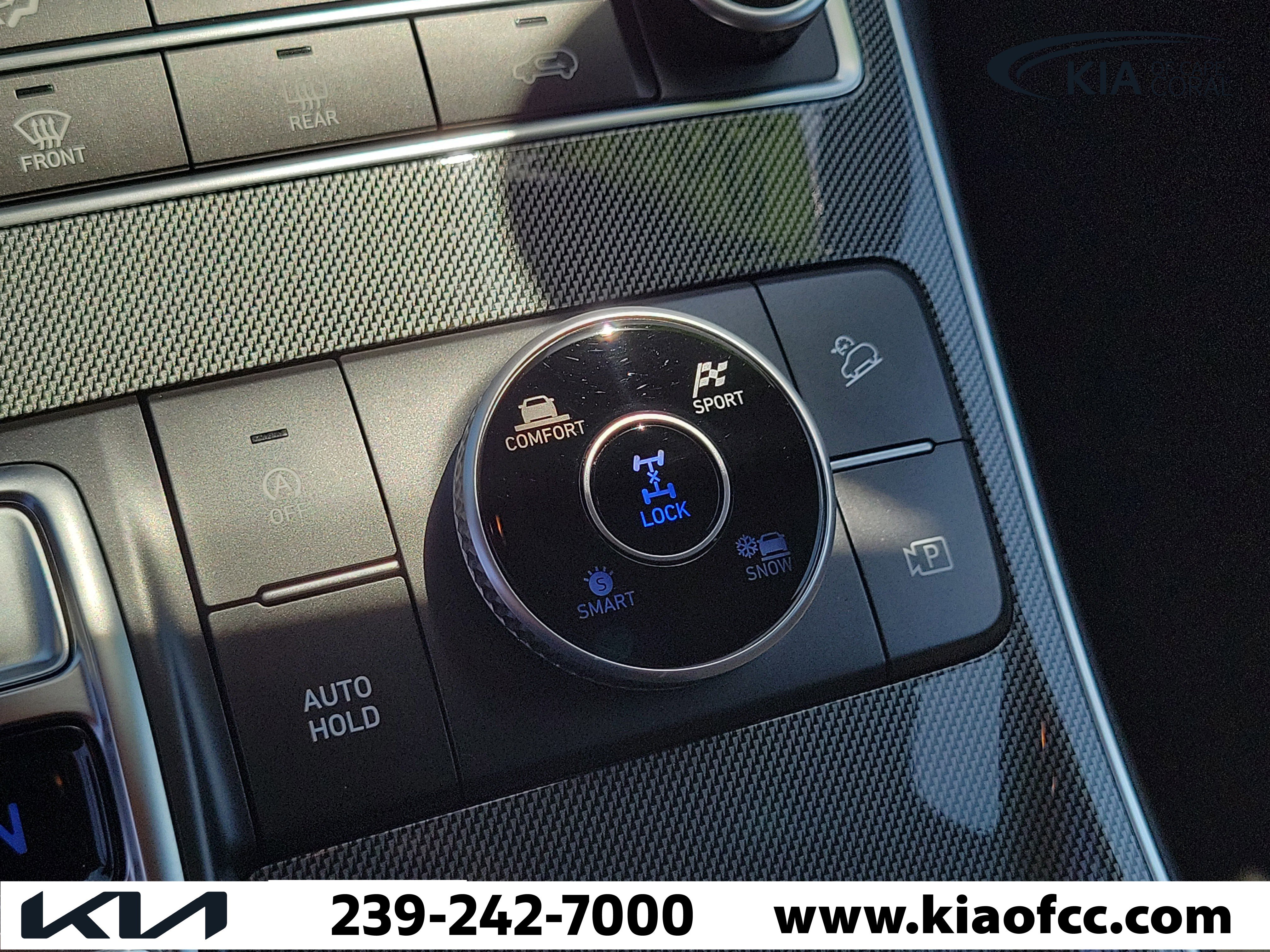 Used 2023 Hyundai Santa Fe SE w/ Cargo Package AWD/4WD image 29