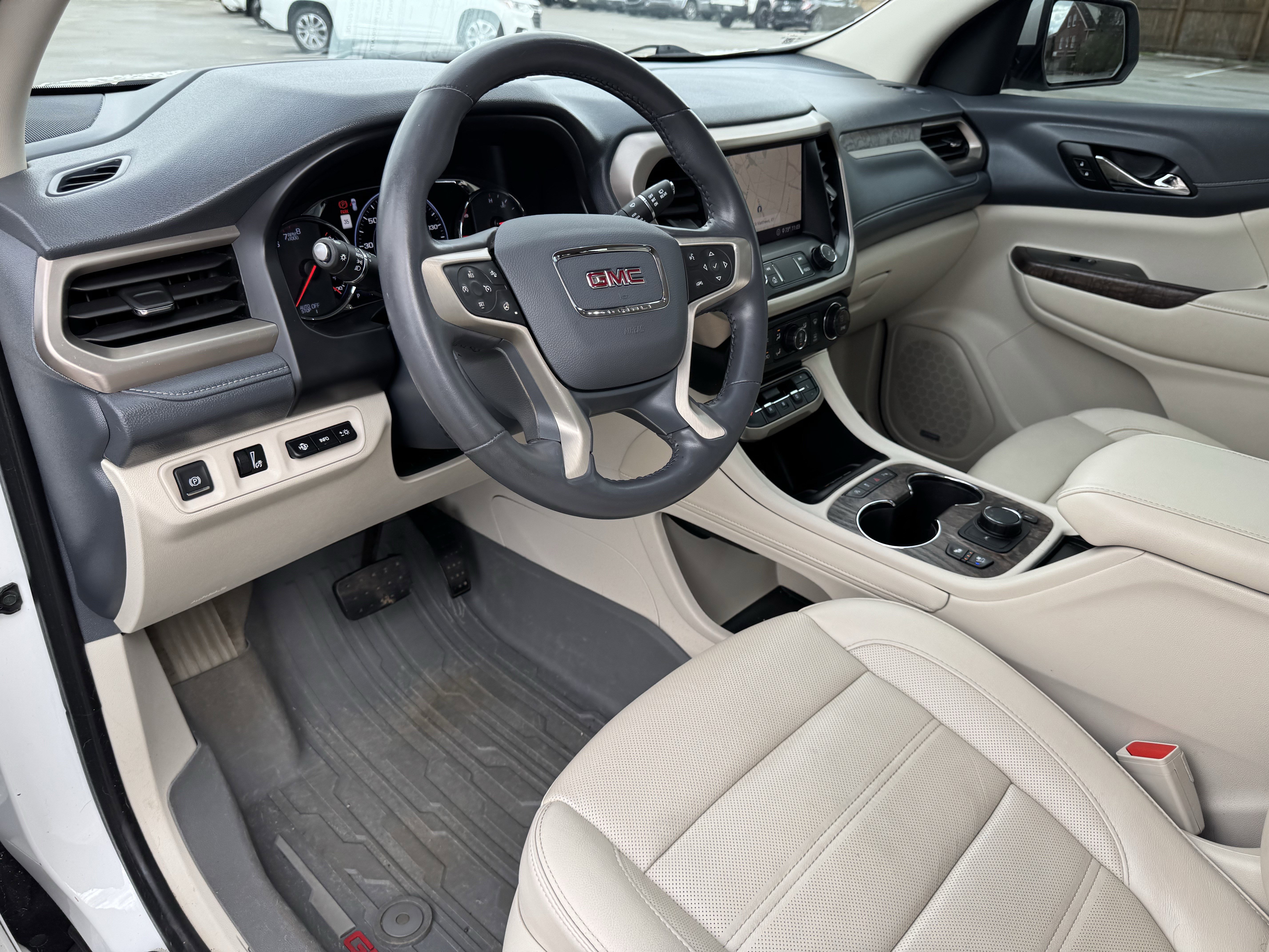 Used 2020 GMC Acadia Denali w/ Technology Package image 28