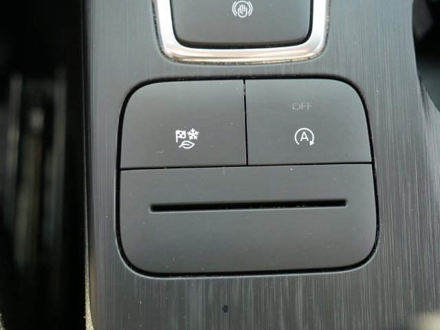 Used 2025 Ford Escape ST-Line Select AWD/4WD image 28