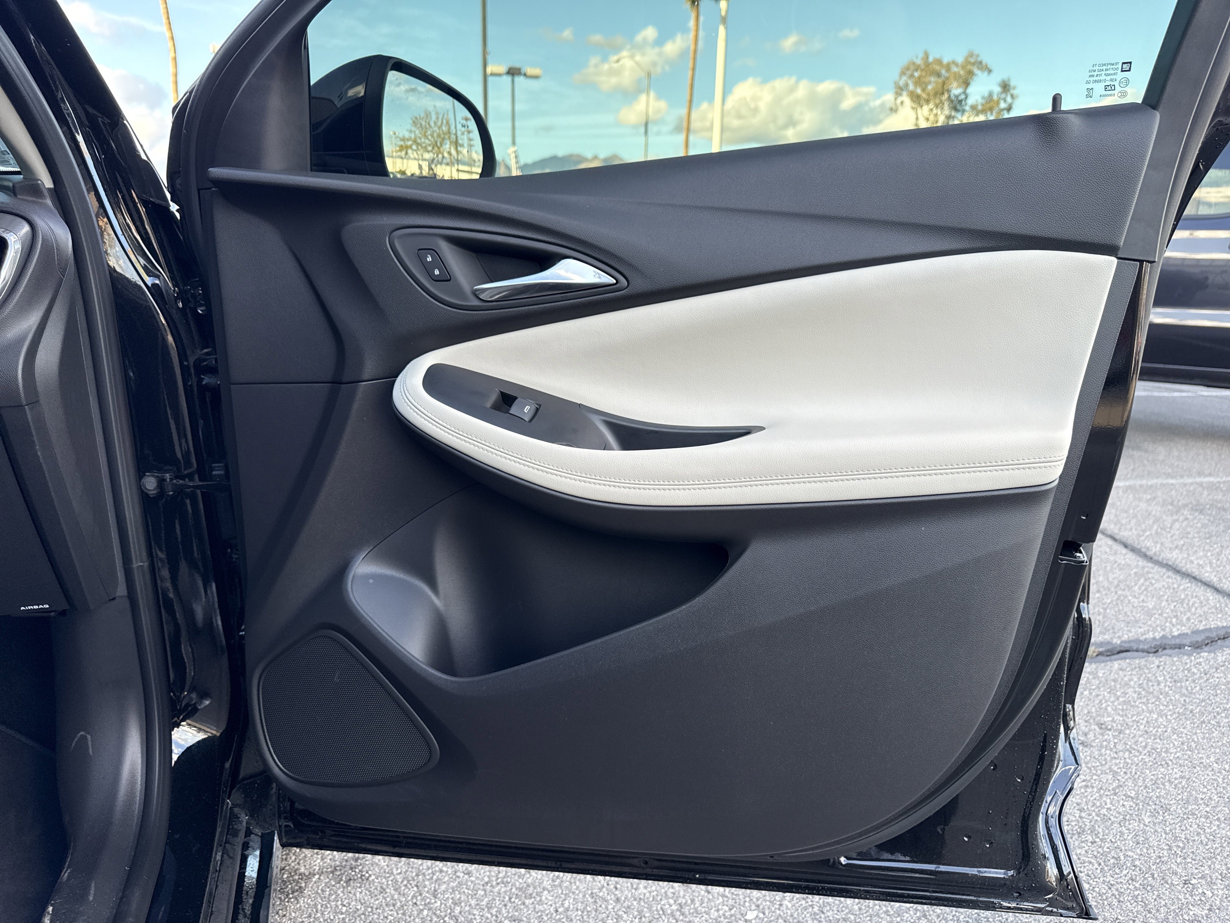 Used 2026 Buick Encore GX Sport Touring w/ Advanced Technology Package image 28