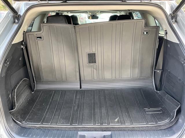 Used 2022 Toyota Highlander Limited image 25