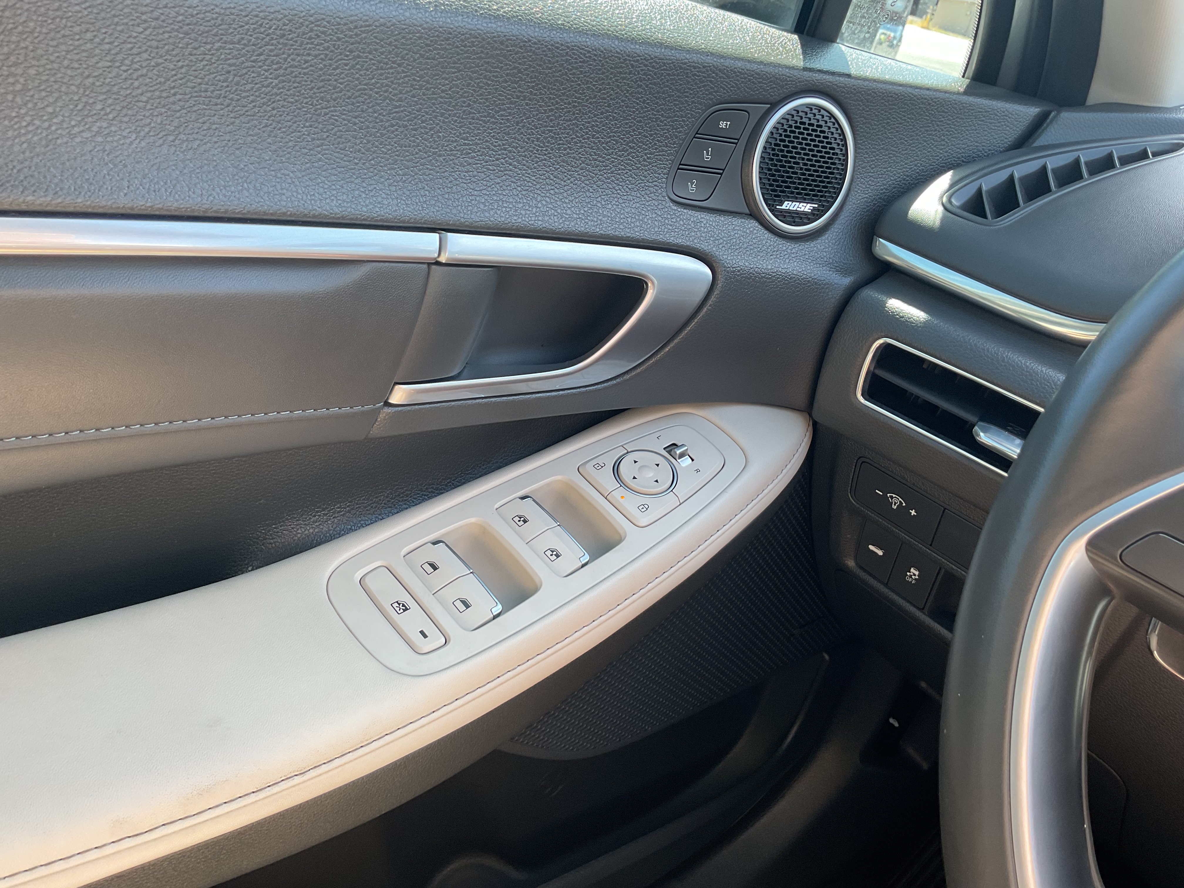 Used 2022 Hyundai Sonata Limited w/ Cargo Package FWD image 22